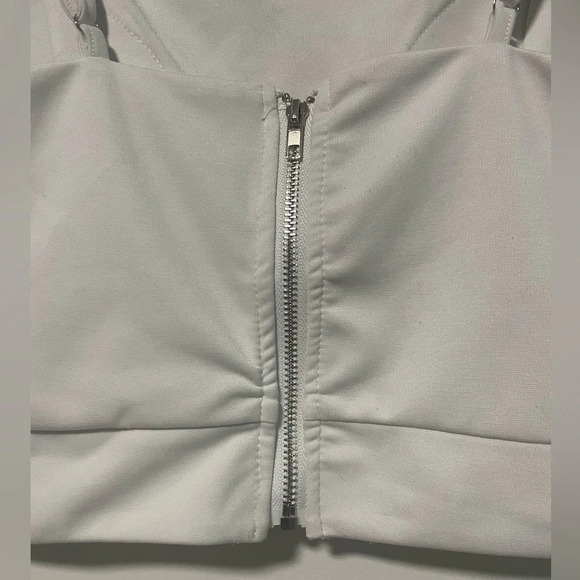 Women’s White Camisole Corset Top with Back Zip Closure -  XL - Picture 6 of 8